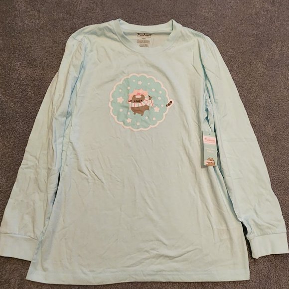 PusheenBox Winter 2021 Long-Sleeve - Picture 4 of 4